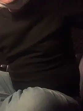 Snapshot of mj-story chatting on 11, 10, 2025 mj-story online show from 11, 10, 2025