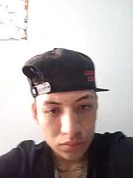 Snapshot of Owen_tomboy chatting on 15, 10, 2025 Owen tomboy online show from 15, 10, 2025