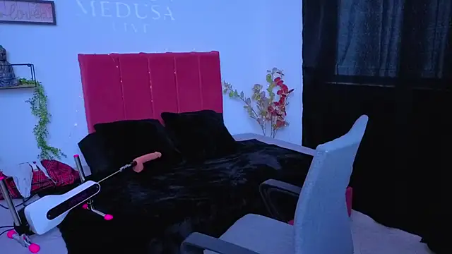 Snapshot of pequitasmedusa9 chatting on 7, 10, 2025 pequitasmedusa9 online show from 7, 10, 2025