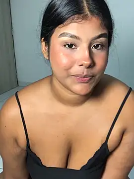 Snapshot of AnaBrowmn chatting on 1, 11, 2025 AnaBrowmn online show from 1, 11, 2025