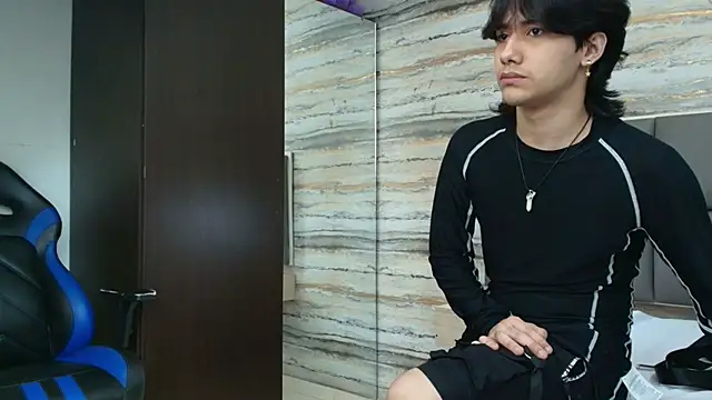 Snapshot of Lovers_21 chatting on 3, 4, 2026 Lovers 21 online show from 3, 4, 2026