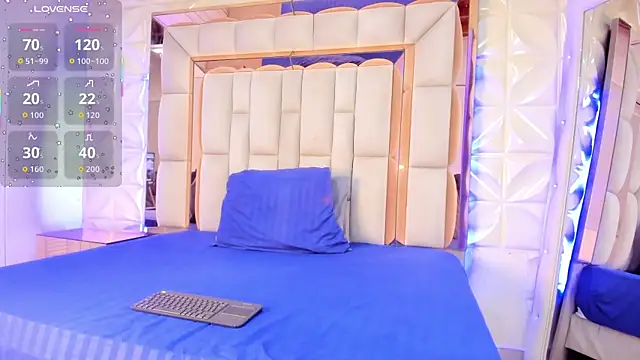 Sarah Adamss online show from 20, 12, 2025