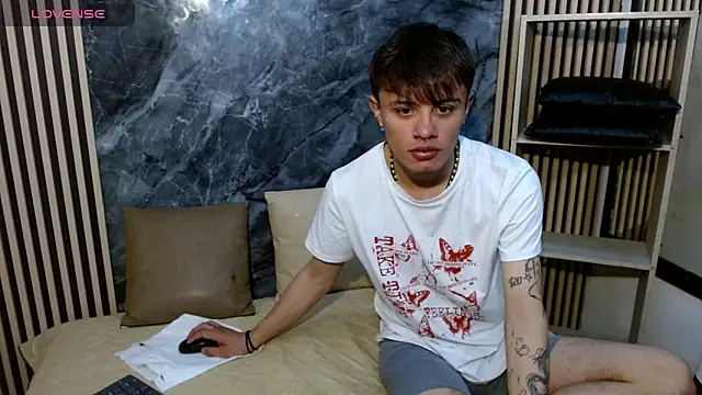 Snapshot of Jerom_xx chatting on 27, 9, 2025 Jerom xx online show from 27, 9, 2025