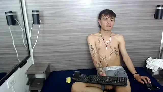 Snapshot of Jerom_xx chatting on 6, 10, 2025 Jerom xx online show from 6, 10, 2025