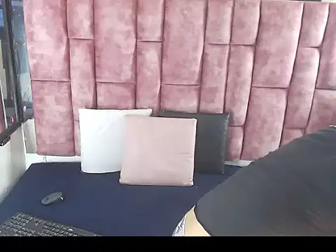 Snapshot of Jerom_xx chatting on 16, 10, 2025 Jerom xx online show from 16, 10, 2025