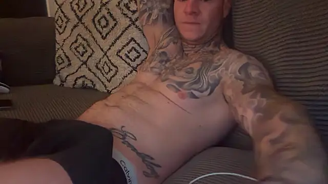 Snapshot of TeasySam chatting on 13, 10, 2025 TeasySam online show from 13, 10, 2025