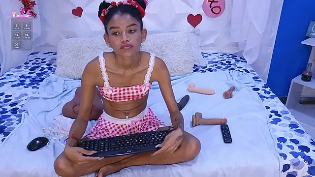 Snapshot of adisson_petite1 chatting on 22, 2, 2026 adisson petite1 online show from 22, 2, 2026