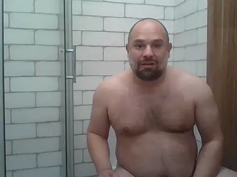 Snapshot of CristalDad chatting on 7, 11, 2025 CristalDad online show from 7, 11, 2025