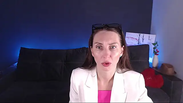 Lilith Ex online show from 27, 10, 2025