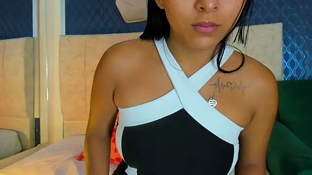 violett  rousee online show from 16, 10, 2025