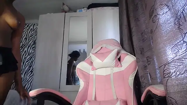 Nahomyyy online show from 30, 3, 2026