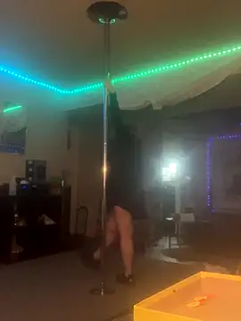 BuzzBunni69 online show from 6, 10, 2025