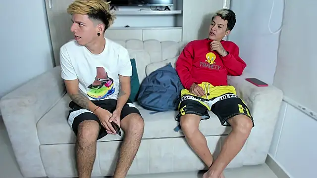 skygirls  online show from 16, 10, 2025