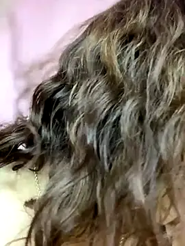 Mia Valmont online show from 11, 10, 2025