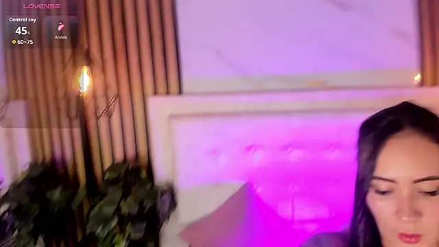 Honey noir online show from 3, 12, 2025