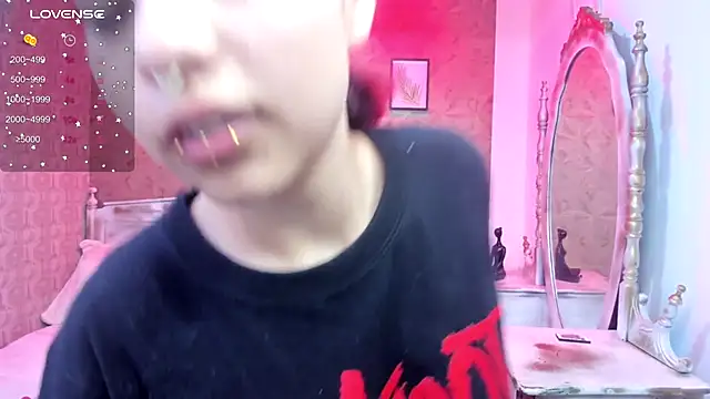 Megane whitte online show from 5, 12, 2025