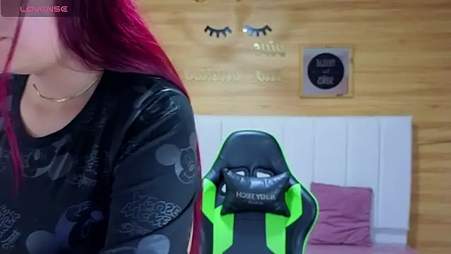 draviana a  online show from 4, 12, 2025