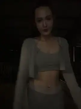 Snapshot of Quynhbabysexy chatting on 1, 4, 2026 Quynhbabysexy online show from 1, 4, 2026