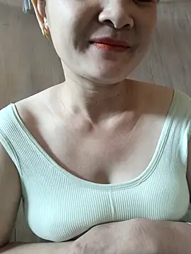 Snapshot of Paul-paul11 chatting on 23, 10, 2025 Paul-paul11 online show from 23, 10, 2025