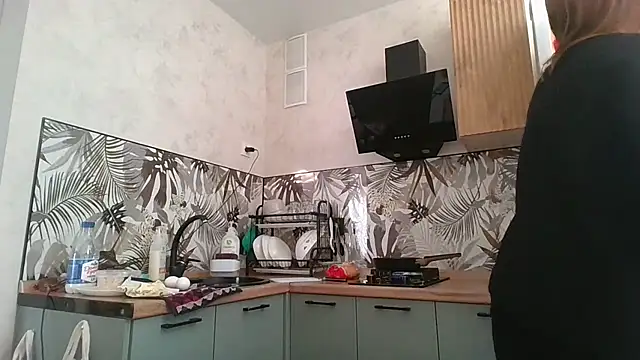 Thavione online show from 2, 2, 2026