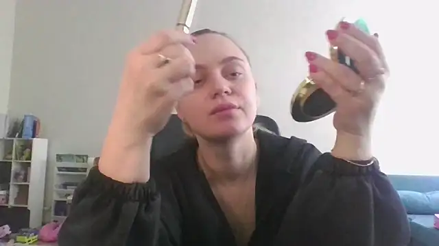 Cynoraye online show from 12, 2, 2026