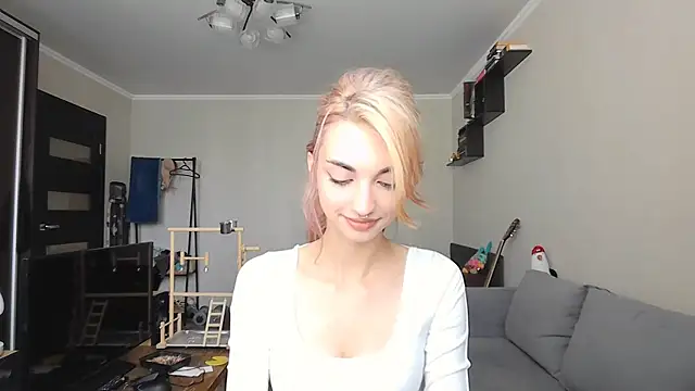 JillianBozak online show from 28, 9, 2025