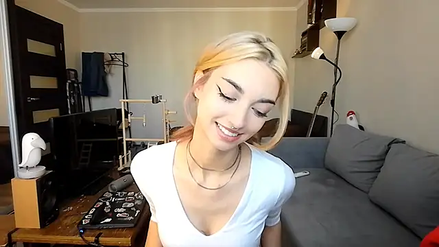 JillianBozak online show from 3, 10, 2025