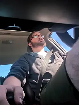 Snapshot of bear8t chatting on 29, 10, 2025 bear8t online show from 29, 10, 2025