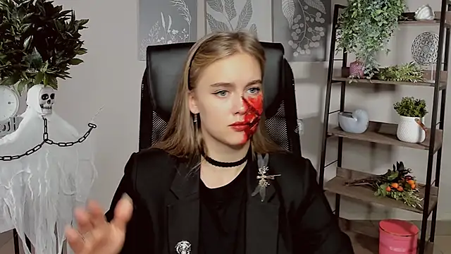 JuneWoods online show from 25, 10, 2025