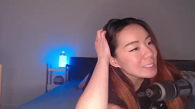 blueburrypie online show from 24, 10, 2025