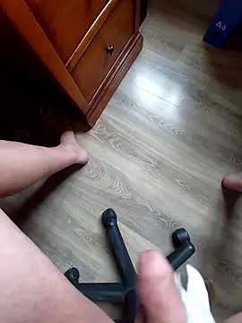 azery27000 online show from 1, 12, 2025