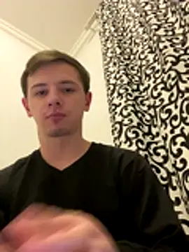 Snapshot of KirilStella chatting on 19, 10, 2025 KirilStella online show from 19, 10, 2025