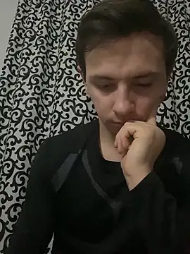 Snapshot of KirilStella chatting on 4, 11, 2025 KirilStella online show from 4, 11, 2025