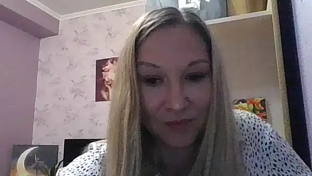 Snapshot of marii-a39 chatting on 29, 9, 2025 marii-a39 online show from 29, 9, 2025
