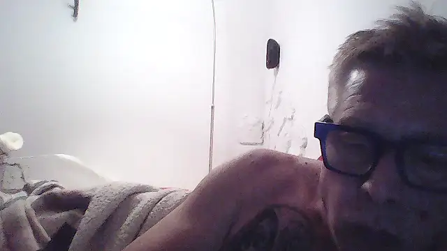 Andyrsdick online show from 6, 10, 2025