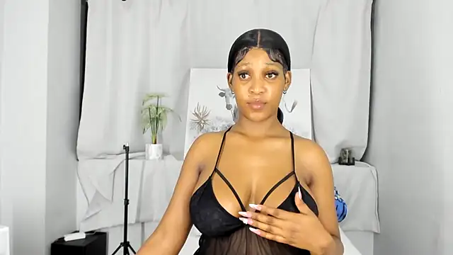 Snapshot of ConnieSmall24 chatting on 6, 10, 2025 ConnieSmall24 online show from 6, 10, 2025