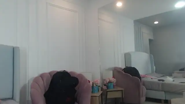 ChantalGarner online show from 6, 2, 2026