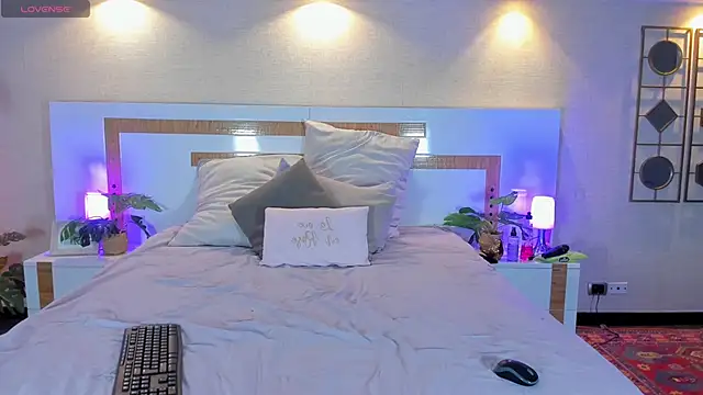 Snapshot of Violeta_dh chatting on 27, 2, 2026 Violeta dh online show from 27, 2, 2026