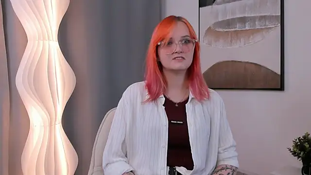 Snapshot of CarmelaAjose chatting on 3, 10, 2025 CarmelaAjose online show from 3, 10, 2025