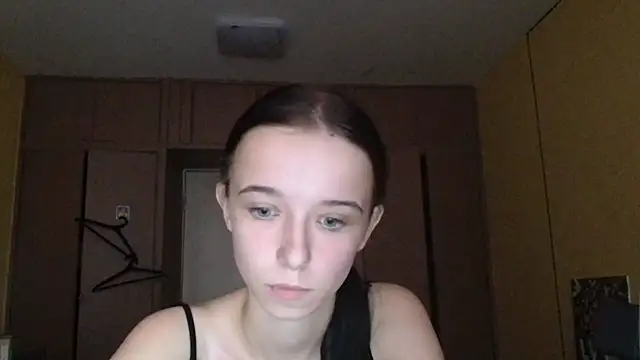 Emilia Light online show from 9, 10, 2025