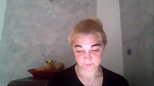 GoldenAngelMilf online show from 19, 4, 2026