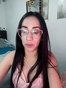 Snapshot of YaraDuartee chatting on 16, 1, 2026 YaraDuartee online show from 16, 1, 2026