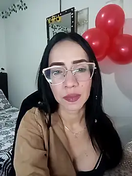 Snapshot of YaraDuartee chatting on 20, 2, 2026 YaraDuartee online show from 20, 2, 2026