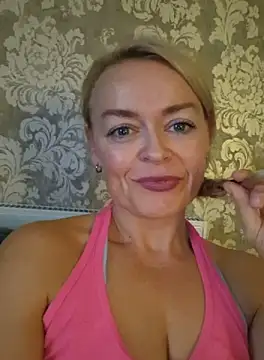 Snapshot of demidelightfulxx chatting on 27, 9, 2025 demidelightfulxx online show from 27, 9, 2025