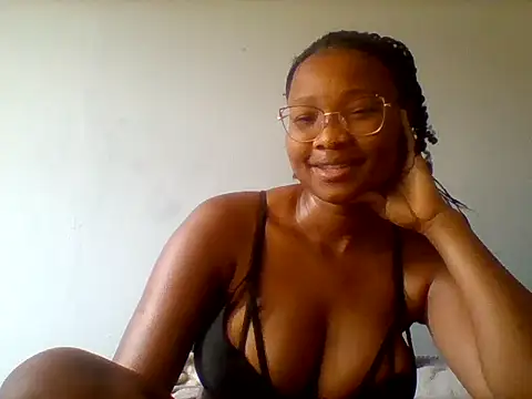 Snapshot of SugarSpiceXXX chatting on 28, 10, 2025 SugarSpiceXXX online show from 28, 10, 2025