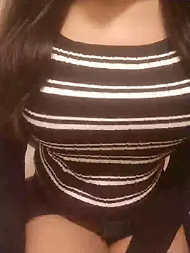 Snapshot of Rosie_Star chatting on 9, 11, 2025 Rosie Star online show from 9, 11, 2025