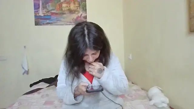 Snapshot of QueenMomyS chatting on 25, 2, 2026 QueenMomyS online show from 25, 2, 2026