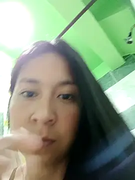 Snapshot of KateValencia chatting on 15, 10, 2025 KateValencia online show from 15, 10, 2025