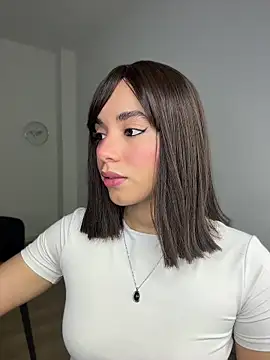 Capricho 01 online show from 9, 4, 2026