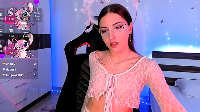 Snapshot of AmyVilvet_ chatting on 31, 10, 2025 AmyVilvet online show from 31, 10, 2025